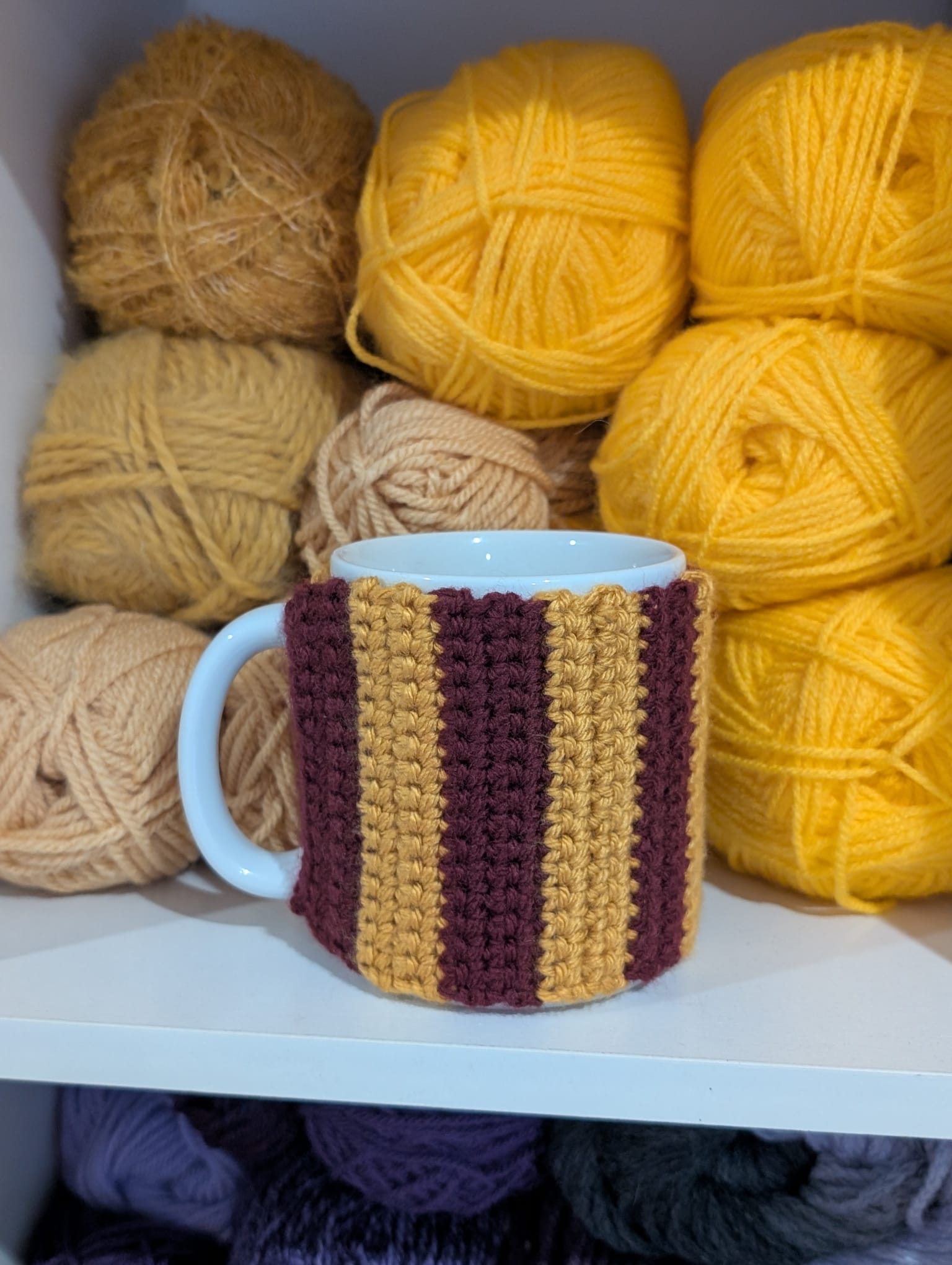 Wizard House Colour Inspired Crochet Mug Cozy | Burgundy & Gold Fantasy Mug Sleeve